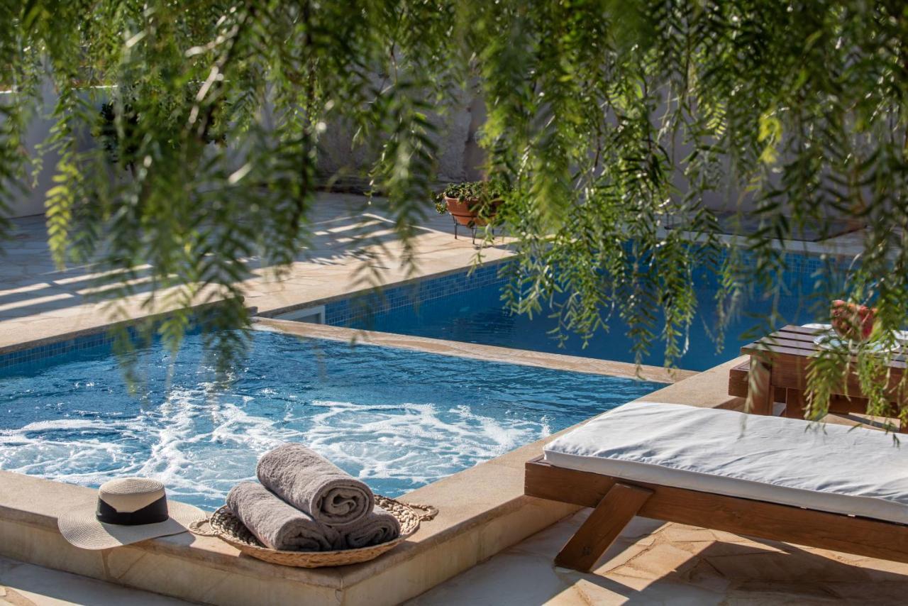 Filothei Beach House With Pool Kalamaki  Ngoại thất bức ảnh